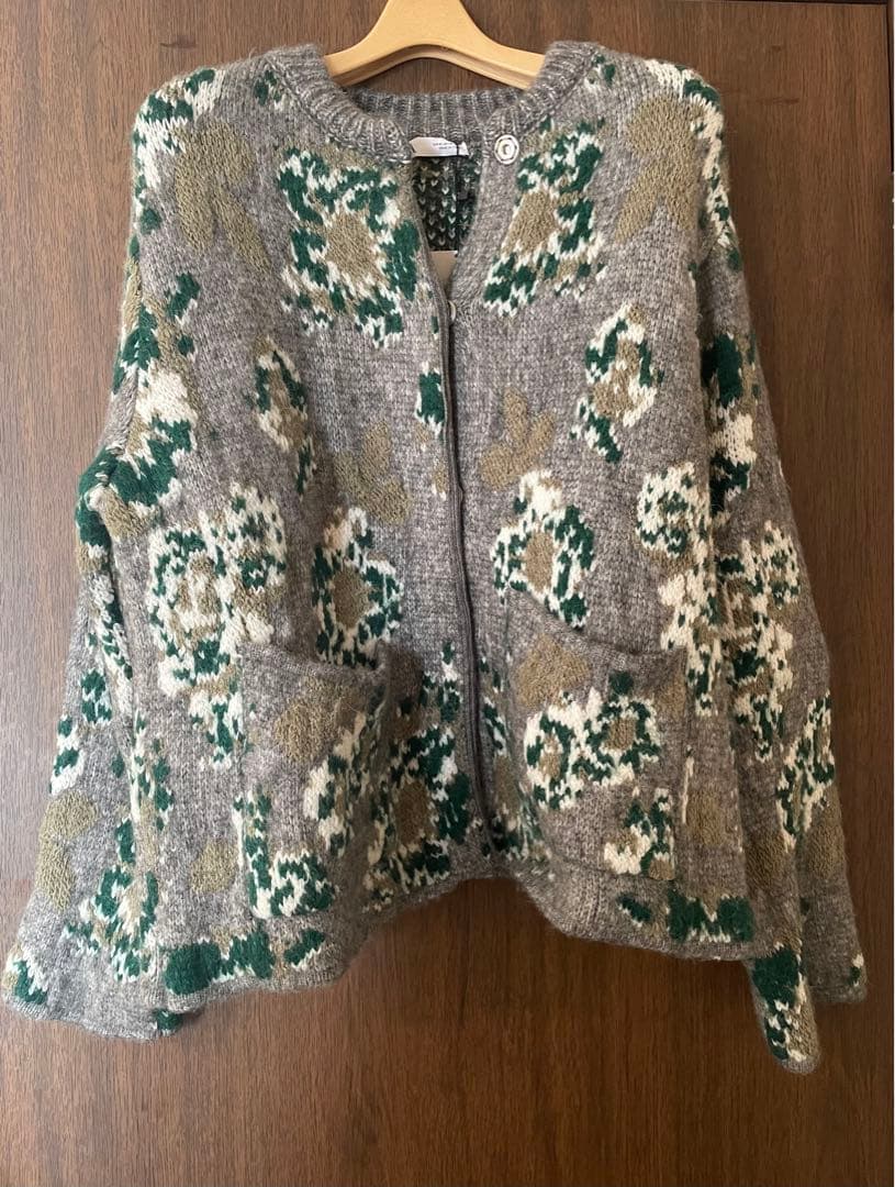 【新品未使用】ZARA フラワージャガード ニット カーディガン М ザラ