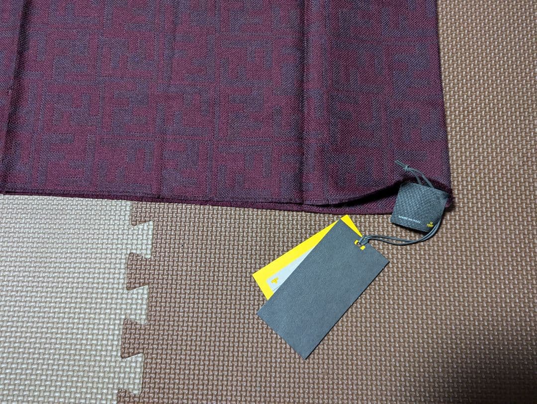 フェンディ　FENDI　ストール（orスカーフ）