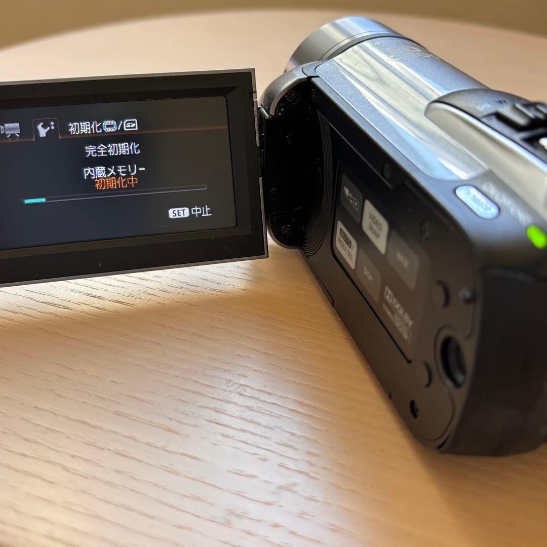 【週末SALE】Canon デジタル ビデオカメラ iVIS HFR10 ズーム