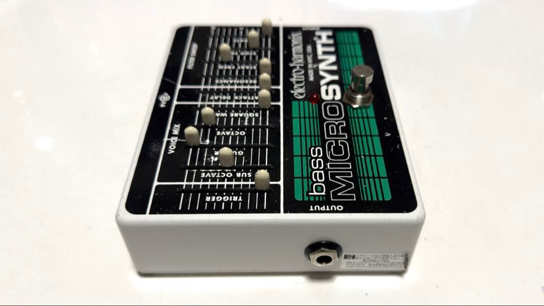 ベース Electro-Harmonix Bass Micro Synthesizer