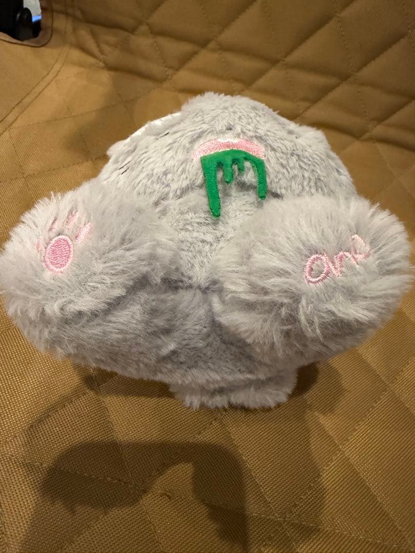 ano あのちゃん　ニャンオエちゃんふわふわぬいぐるみ