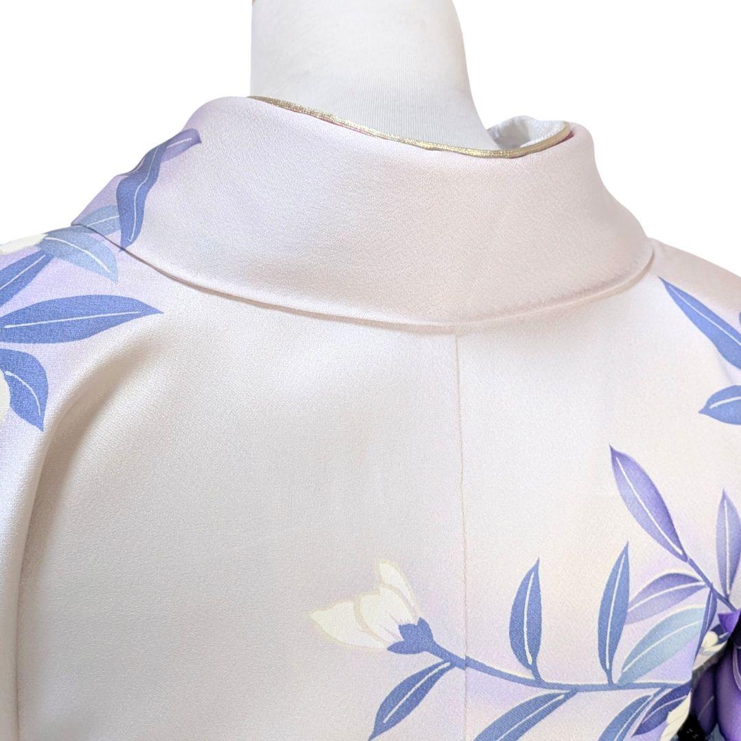 【振袖セット】流水に花模様　白　ブルー　美品　5点セット　正絹　アンティーク