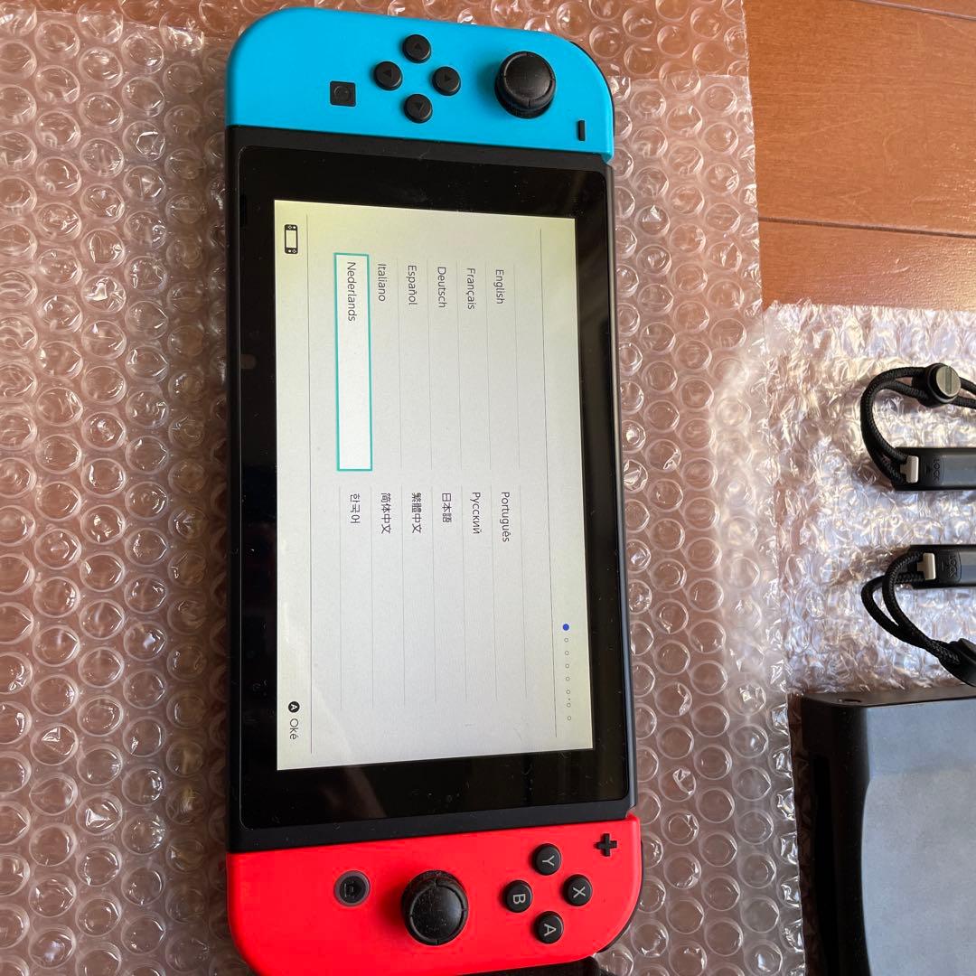 【おまけ付】Nintendo Switch 本体 赤/青 付属品完備