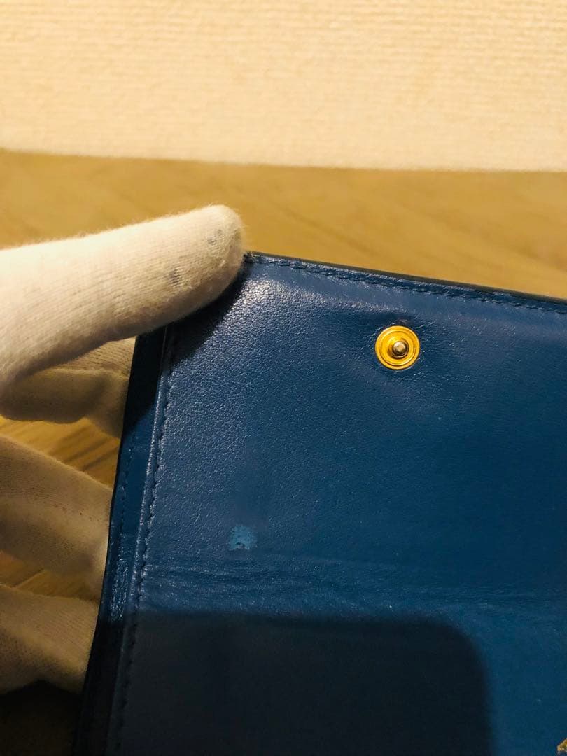 PRADA 三つ折り財布ICチップ(RFID)搭載