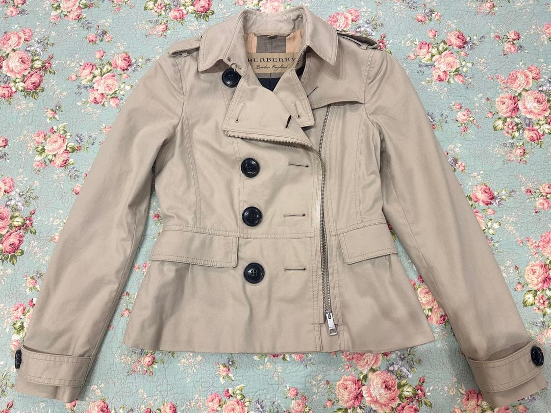 本物，美品！BURBERRY ベージュ トレンチコートS~M