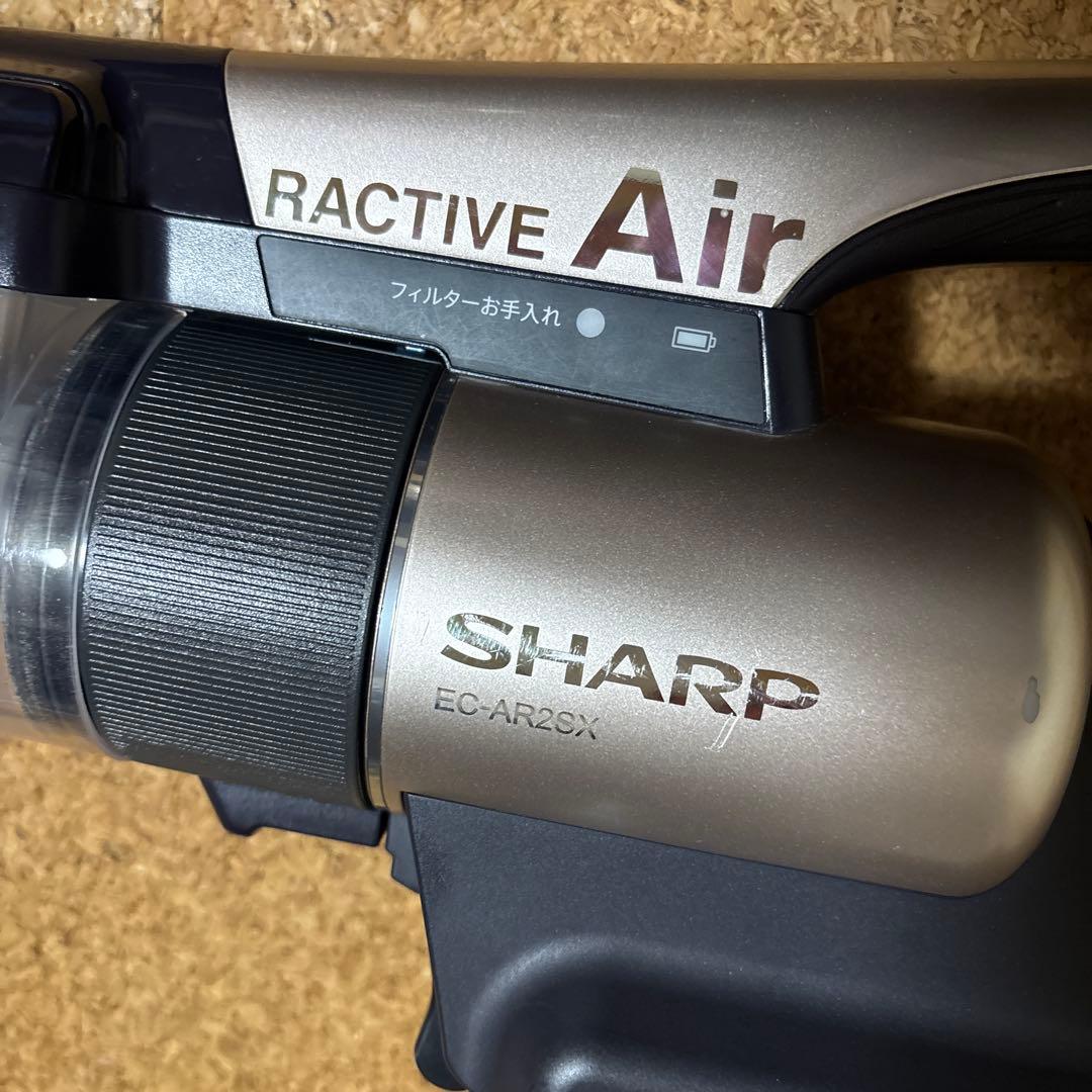 SHARP コードレス掃除機シャープ　RACTIVE Air EC-AR2SX